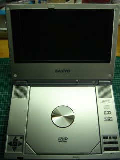 SANYO ポータブルDVDプレイヤー DVD-HP70Tの修理
