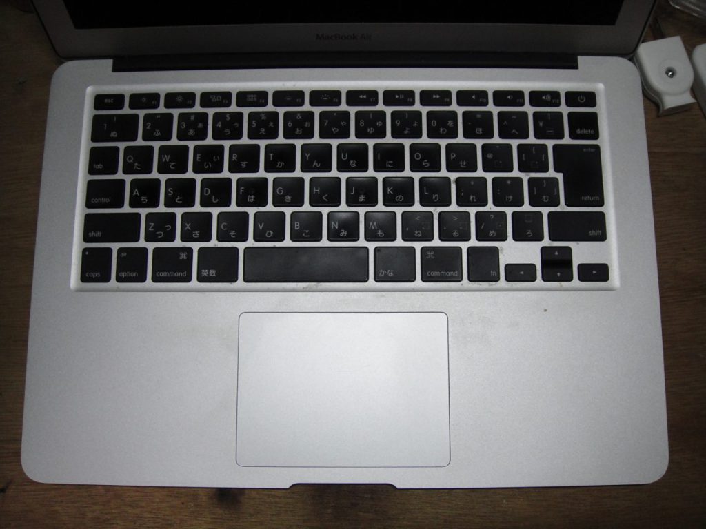 【動作品】APPLE MacBook Air 2011Mid MC965J/A